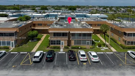 294 Brittany G Delray Beach FL 33446
