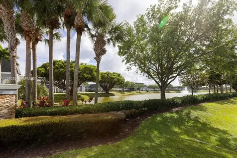 294 Brittany G Delray Beach FL 33446