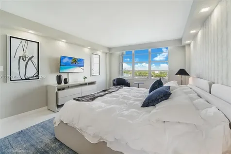 5161 Collins Avenue Miami Beach FL 33140