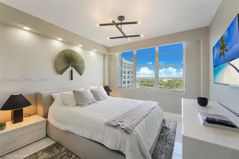 5161 Collins Avenue Miami Beach FL 33140