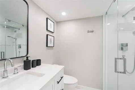 5161 Collins Avenue Miami Beach FL 33140