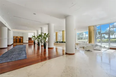 5161 Collins Avenue Miami Beach FL 33140