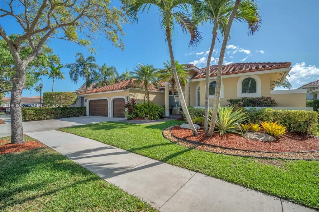 219 Landings Boulevard Weston FL 33327