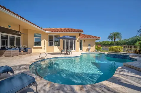 219 Landings Boulevard Weston FL 33327
