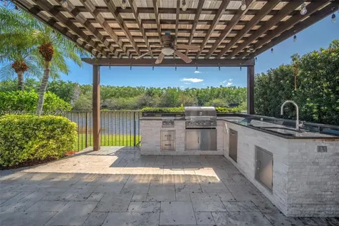 219 Landings Boulevard Weston FL 33327