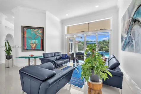 219 Landings Boulevard Weston FL 33327
