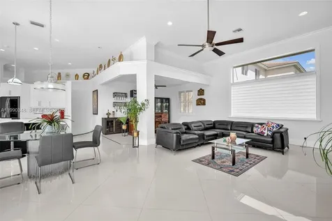 219 Landings Boulevard Weston FL 33327