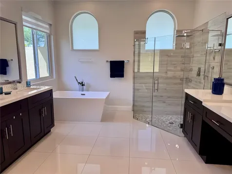 219 Landings Boulevard Weston FL 33327