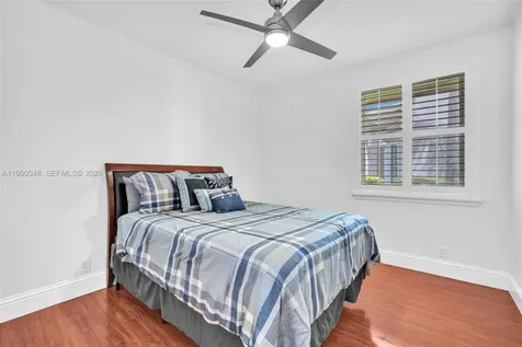 219 Landings Boulevard Weston FL 33327