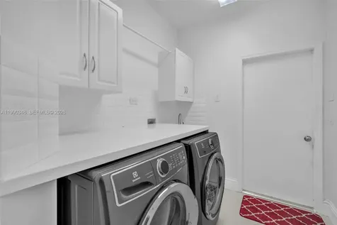 219 Landings Boulevard Weston FL 33327