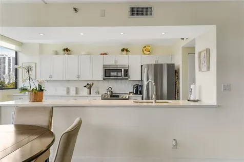 20185 E Country Club Drive Aventura FL 33180