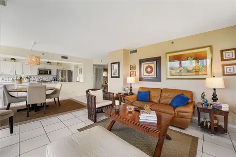 20185 E Country Club Drive Aventura FL 33180
