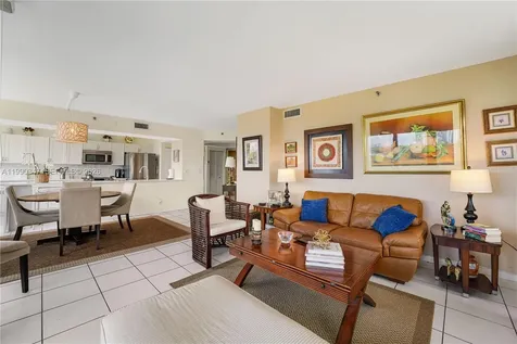 20185 E Country Club Drive Aventura FL 33180