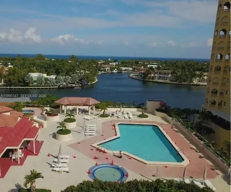 20185 E Country Club Drive Aventura FL 33180