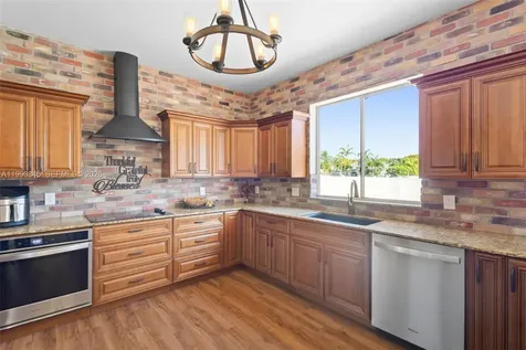 17900 SW 4th Court Pembroke Pines FL 33029