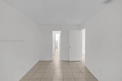 3876 NW 207th Street Road Miami Gardens FL 33055