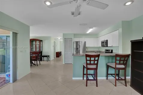 1726 SW 110th Terrace Davie FL 33324