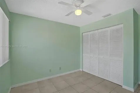 1726 SW 110th Terrace Davie FL 33324