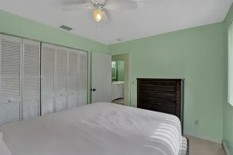 1726 SW 110th Terrace Davie FL 33324