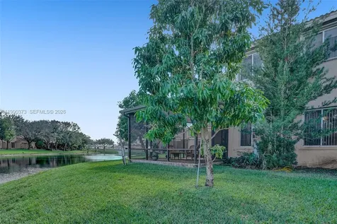1726 SW 110th Terrace Davie FL 33324