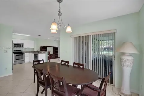 1726 SW 110th Terrace Davie FL 33324