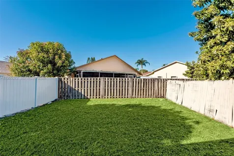 1187 The 12th Fairway Wellington FL 33414