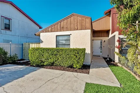 1187 The 12th Fairway Wellington FL 33414