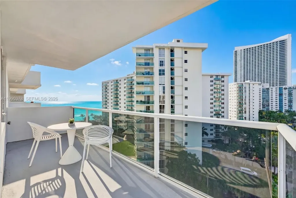 3725 S Ocean Drive Hollywood FL 33019