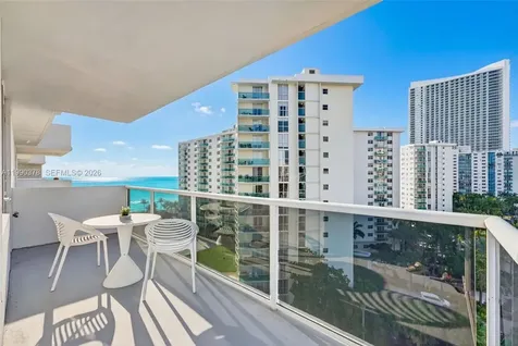 3725 S Ocean Drive Hollywood FL 33019