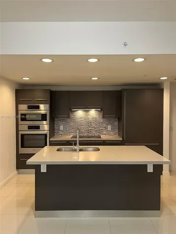 7661 NW 107th Avenue Doral FL 33178
