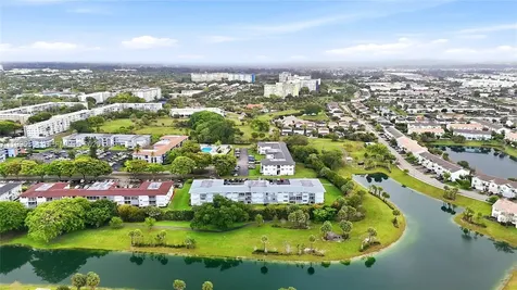 1200 Hillcrest Court Hollywood FL 33021