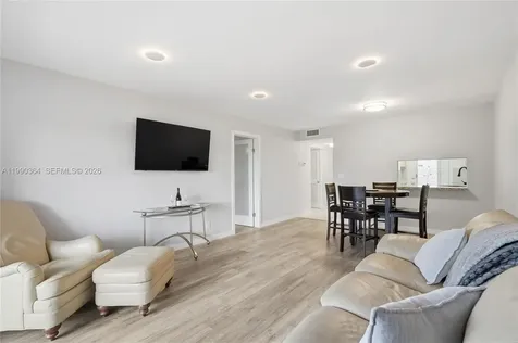 1200 Hillcrest Court Hollywood FL 33021