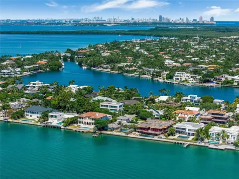 640 S Mashta Drive Key Biscayne FL 33149