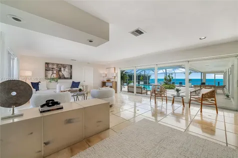 640 S Mashta Drive Key Biscayne FL 33149