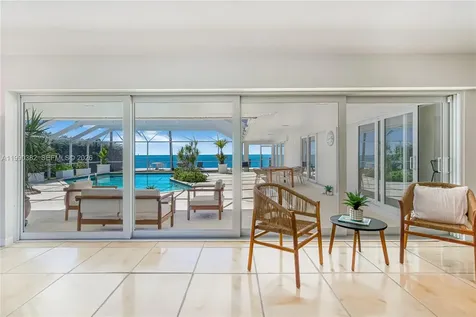 640 S Mashta Drive Key Biscayne FL 33149
