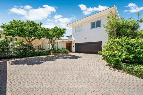 640 S Mashta Drive Key Biscayne FL 33149