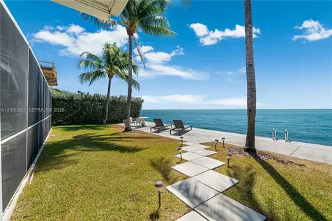 640 S Mashta Drive Key Biscayne FL 33149