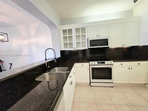 7611 Southampton Terrace Tamarac FL 33321