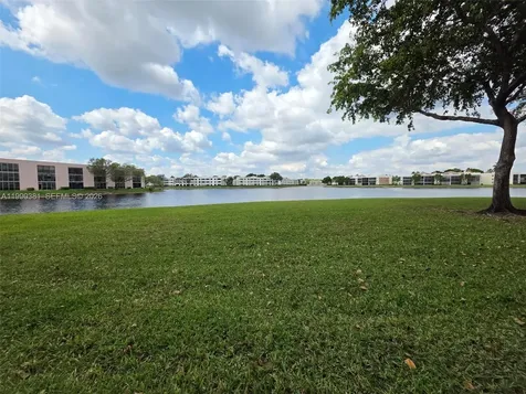 7611 Southampton Terrace Tamarac FL 33321