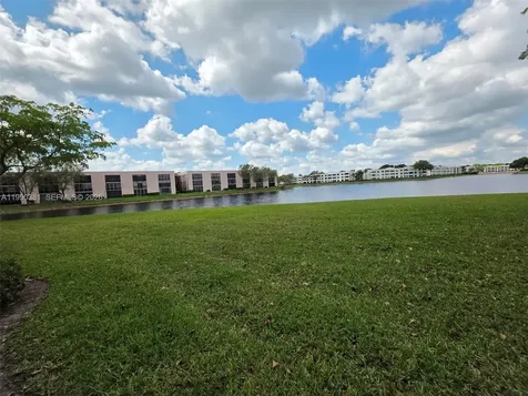 7611 Southampton Terrace Tamarac FL 33321