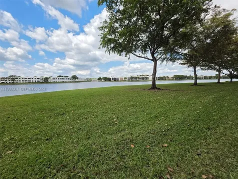 7611 Southampton Terrace Tamarac FL 33321