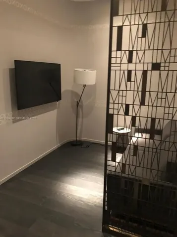801 S Miami Avenue Miami FL 33131