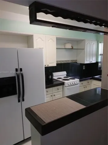 141 NE 10th Avenue Hallandale Beach FL 33009