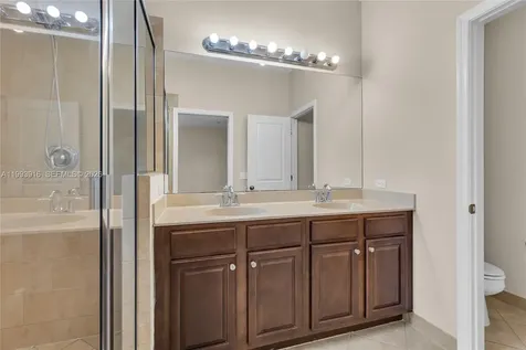 4308 Cascada Circle Cooper City FL 33024