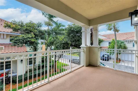 4308 Cascada Circle Cooper City FL 33024