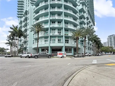 1900 N Bayshore Drive Miami FL 33132