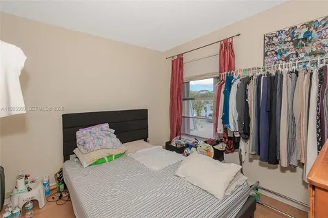6768 SW 39th Court Davie FL 33314
