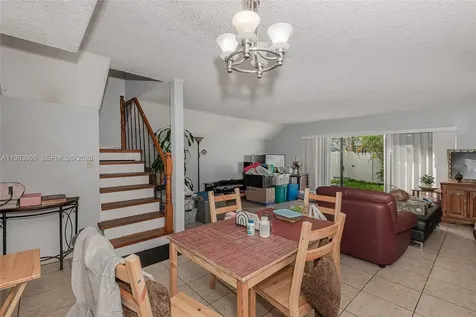 6768 SW 39th Court Davie FL 33314