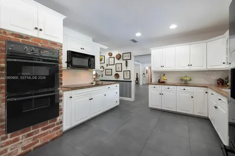 7751 Palmetto Court Pinecrest FL 33156