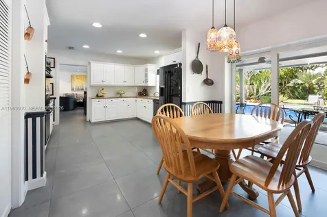 7751 Palmetto Court Pinecrest FL 33156